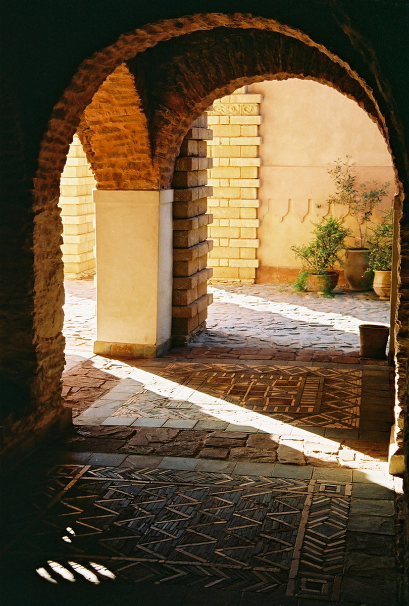 La Medina Archway
